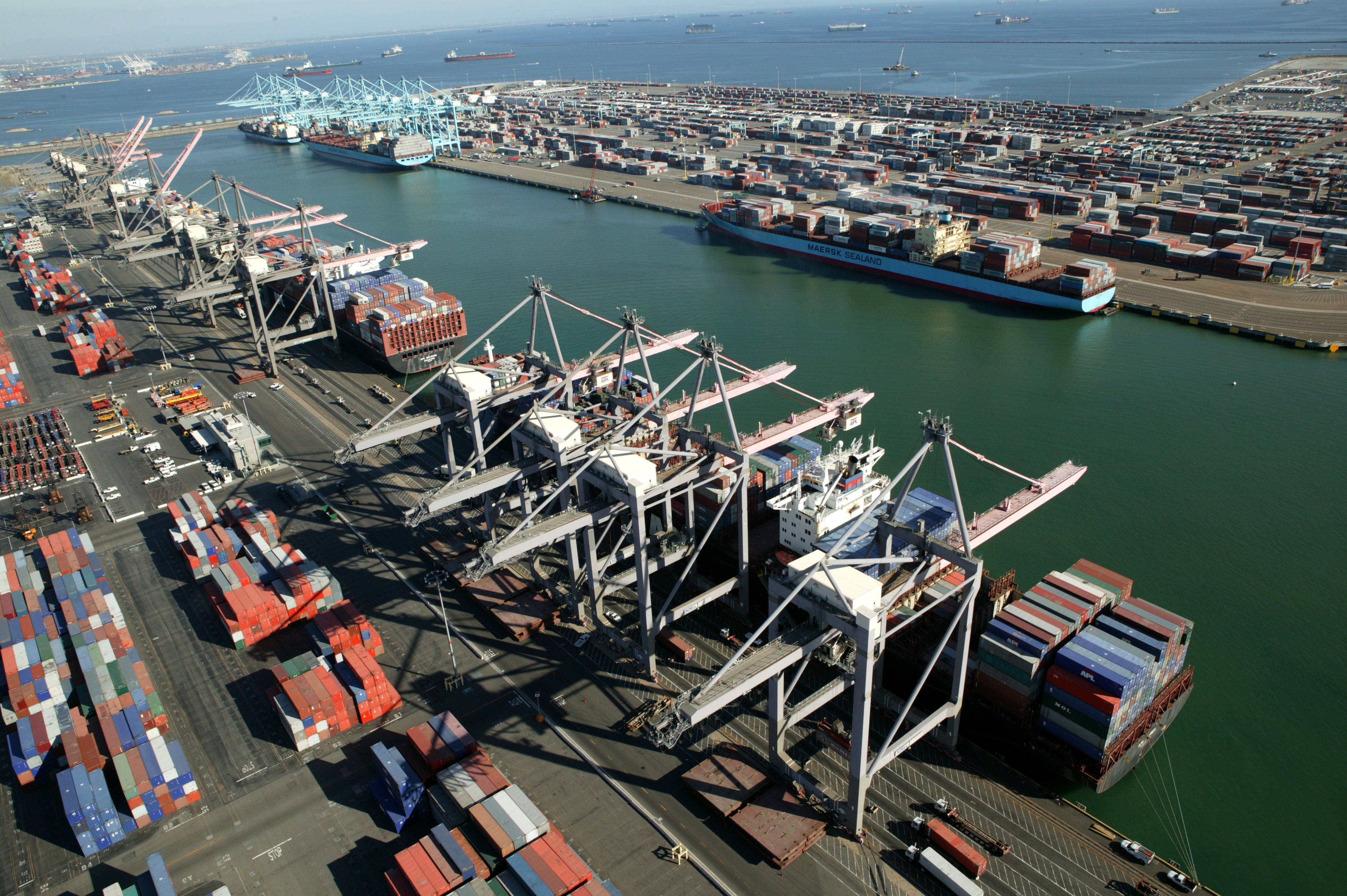 Port_of_LA_Pier 300_400 Container Terminals
